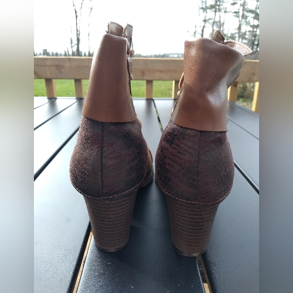 Stepwel Heeled Booties, Ankle Boot Size 37 (6.5), Brown, Snake Skin Patt… - Picture 4 of 13